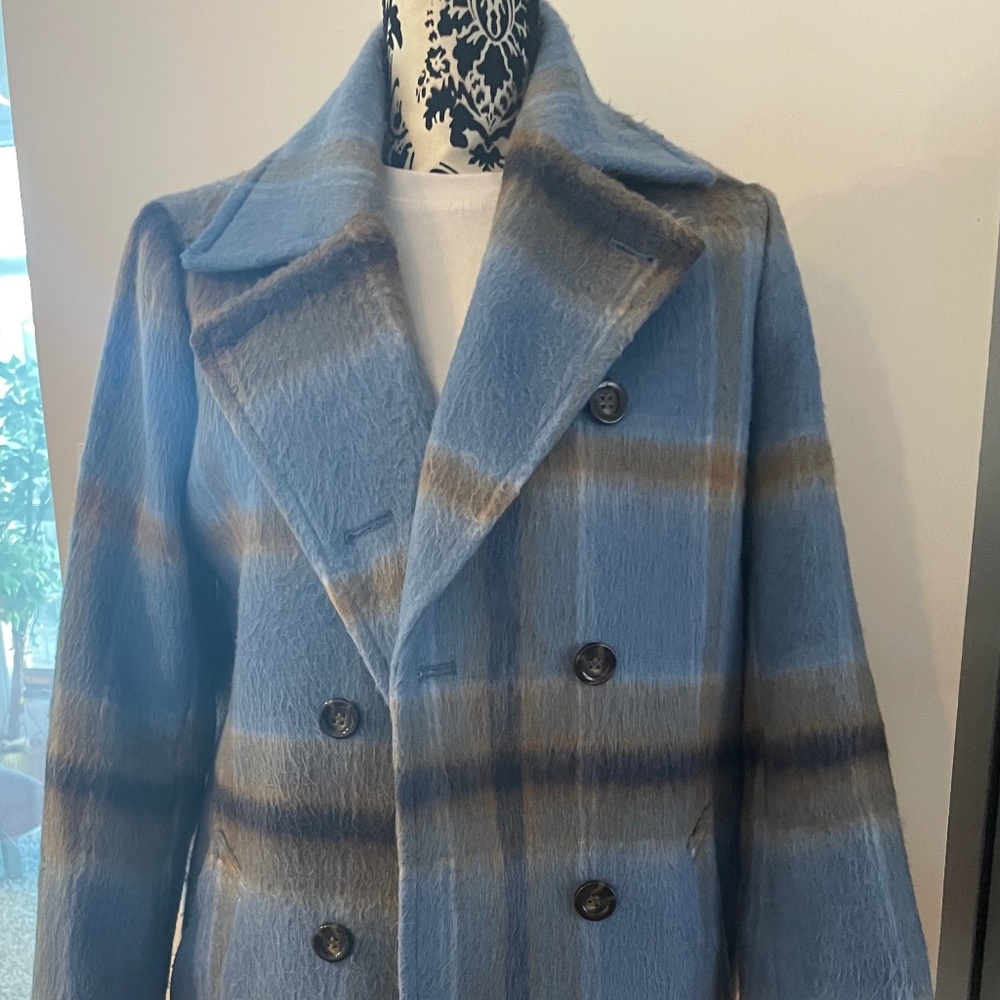 Ann Taylor double-breasted women's wool coat in excellent condition SZ M